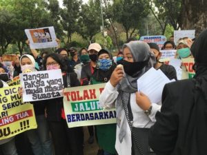 Suasana Demo PPDB Jakarta 2020
