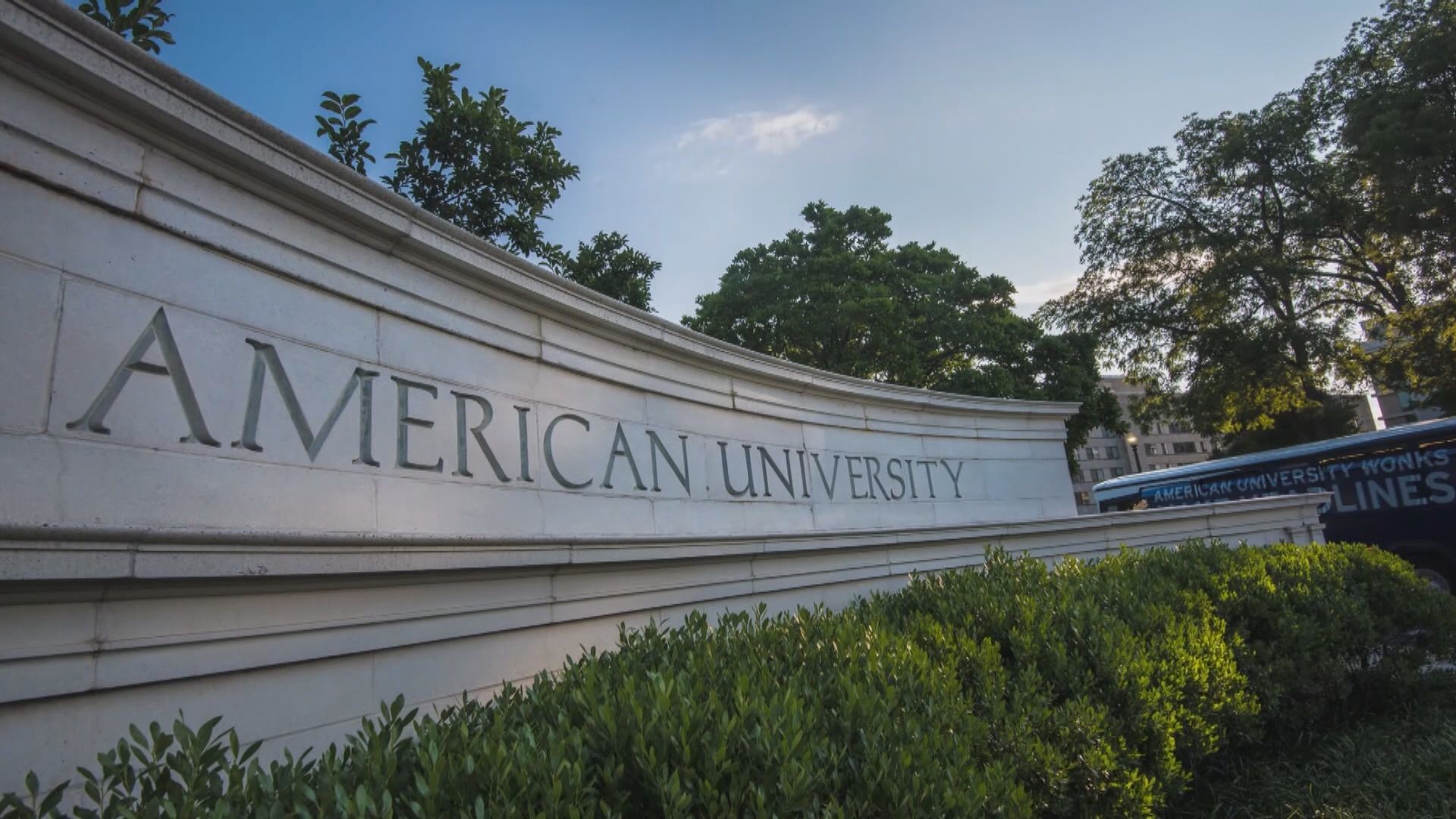 Mau Kuliah di Luar Negeri? Yuk, Simak Syarat Pendaftaran dan Tips Lolos Beasiswa American University.