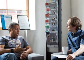 cara jadi pendengar yang baik